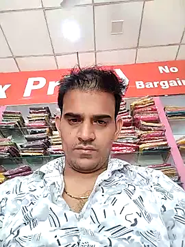 Snapshot of absoluteright chatting on 11/06/25, 06:03 absoluteright online show from 11/06/25, 06:03