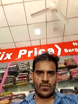 Snapshot of absoluteright chatting on 11/18/25, 06:29 absoluteright online show from 11/18/25, 06:29