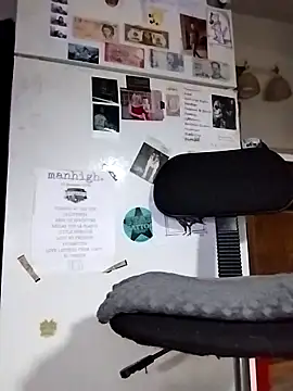 Snapshot of Roleplay2323 chatting on 10/22/25, 03:12 Roleplay2323 online show from 10/22/25, 03:12