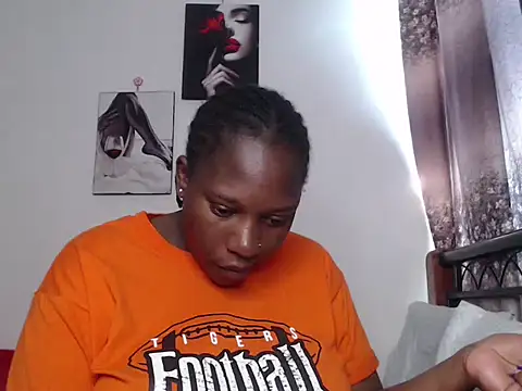 Whimsicalwillow online show from 10/30/25, 11:11