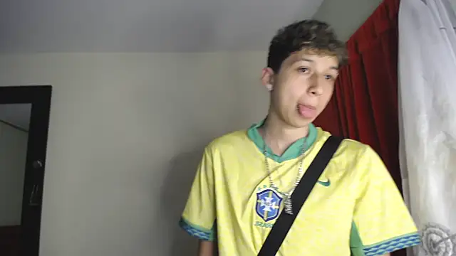  Thomas hot  online show from 12/22/24, 05:10