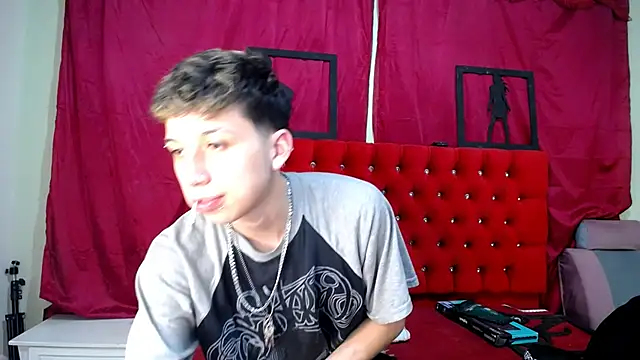  Thomas hot  online show from 03/17/25, 01:14