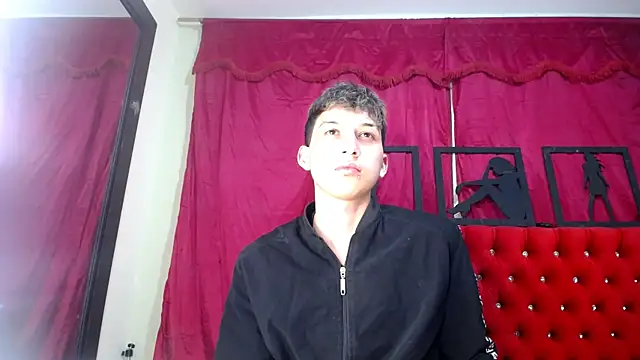  Thomas hot  online show from 03/18/25, 01:00