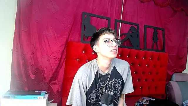  Thomas hot  online show from 03/19/25, 10:00