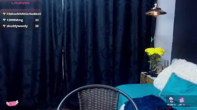 megan collins96 online show from 12/26/24, 11:03