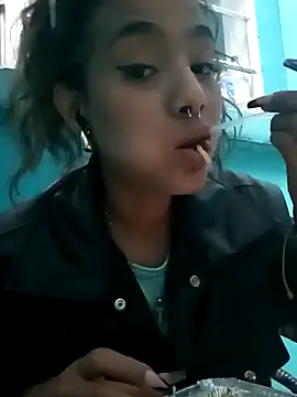 megan collins96 online show from 12/30/24, 10:23