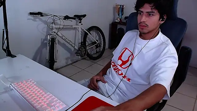 Thieves9 online show from 10/31/25, 07:04