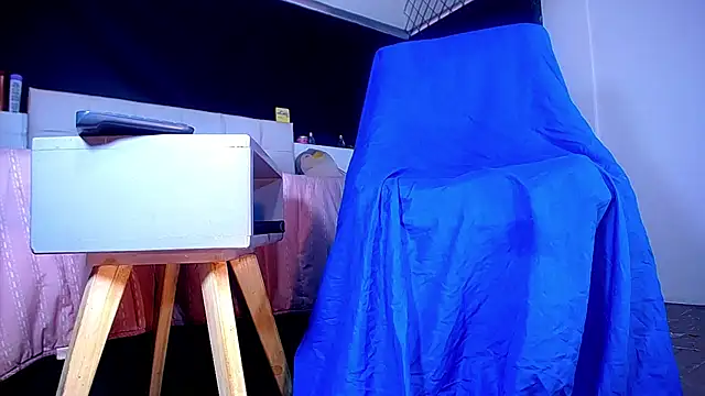 bellatrixx 69 online show from 10/17/25, 11:35