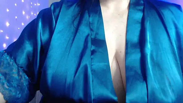 Snapshot of missdaniels chatting on 01/10/25, 11:50 missdaniels online show from 01/10/25, 11:50