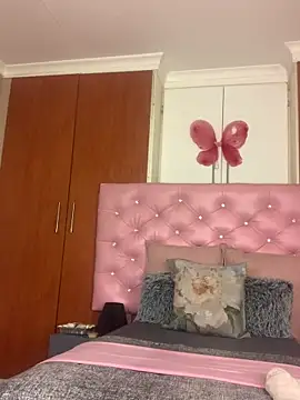 VeryGoodBadGirl1 online show from 11/28/25, 10:12