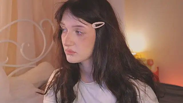 Snapshot of ELLIEJAY chatting on 10/08/25, 05:27 ELLIEJAY online show from 10/08/25, 05:27