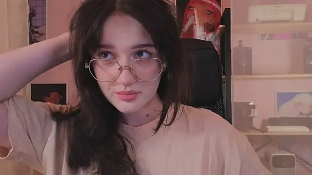 Snapshot of ELLIEJAY chatting on 10/09/25, 05:16 ELLIEJAY online show from 10/09/25, 05:16