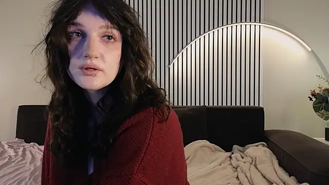 Snapshot of ELLIEJAY chatting on 10/16/25, 05:30 ELLIEJAY online show from 10/16/25, 05:30