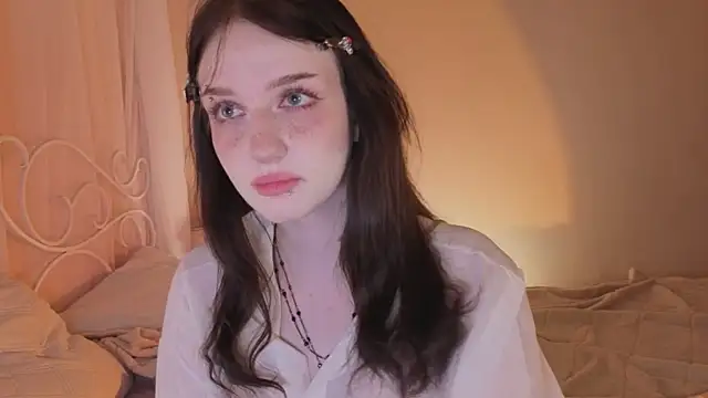 Snapshot of ELLIEJAY chatting on 10/19/25, 05:30 ELLIEJAY online show from 10/19/25, 05:30