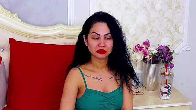 Snapshot of HeidiLust chatting on 01/29/25, 06:33 HeidiLust online show from 01/29/25, 06:33