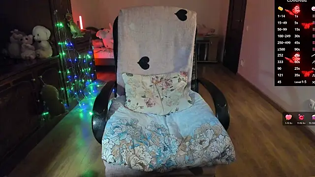 shimizyre    online show from 12/26/24, 11:13