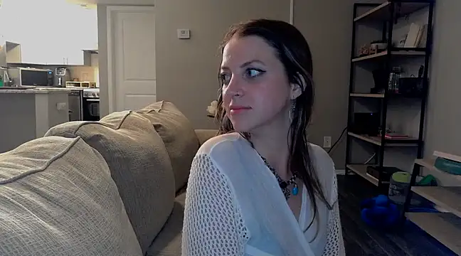 Snapshot of molly_witha_chance chatting on 03/08/25, 04:56 molly witha chance online show from 03/08/25, 04:56