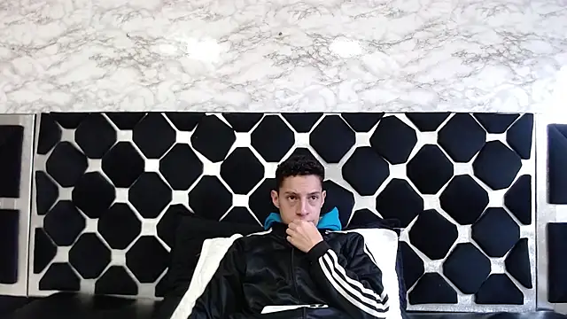 thiago19s online show from 03/07/25, 07:38