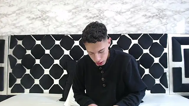 thiago19s online show from 03/14/25, 07:23