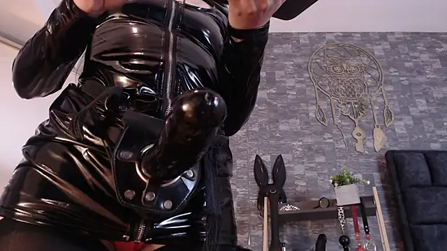 BondageGirl Ks online show from 10/27/25, 01:04