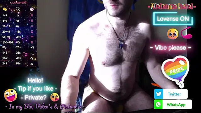 Snapshot of RealManHaveHairy chatting on 10/20/25, 06:47 RealManHaveHairy online show from 10/20/25, 06:47