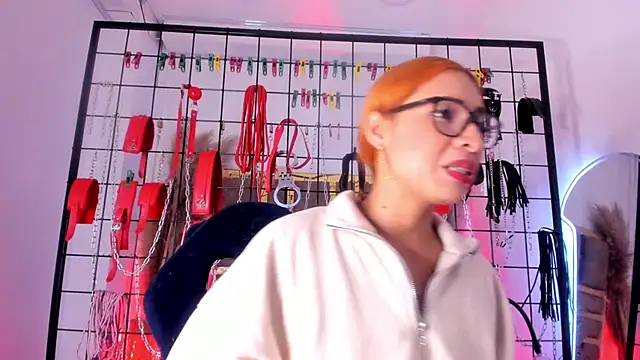 charrlotte quinn online show from 01/11/25, 10:07
