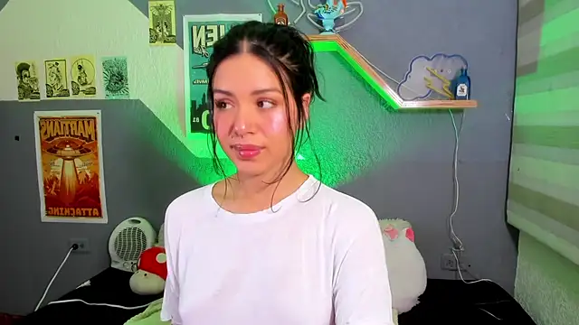 MiaaRose online show from 11/13/25, 08:08