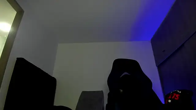 male pussy online show from 11/06/25, 02:56