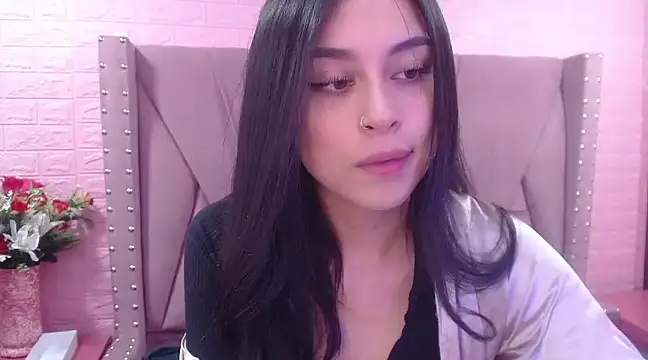 Snapshot of MelodySweett chatting on 12/18/24, 07:15 MelodySweett online show from 12/18/24, 07:15