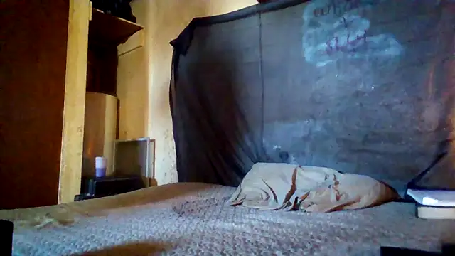 Nightshade7712 online show from 10/28/25, 07:27