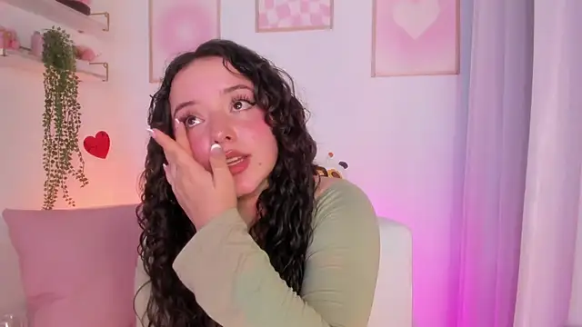 Aurora aaa online show from 10/23/25, 11:14