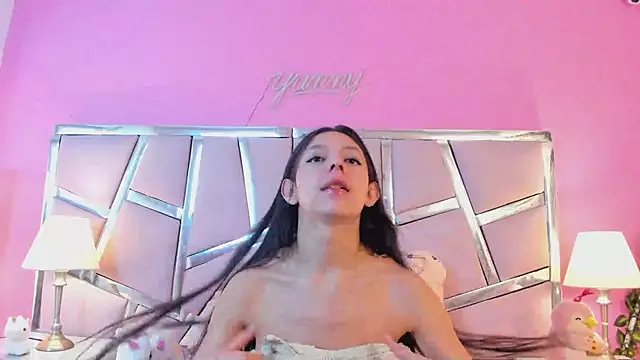 Snapshot of Bonniepark chatting on 03/20/25, 12:11 Bonniepark online show from 03/20/25, 12:11