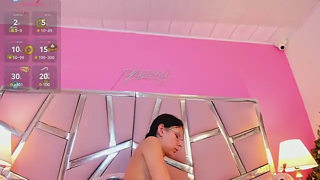 Snapshot of Bonniepark chatting on 03/21/25, 03:13 Bonniepark online show from 03/21/25, 03:13