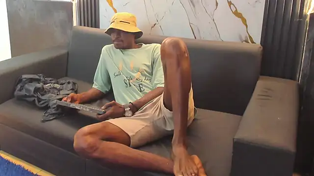 Terrance z online show from 10/11/25, 09:46