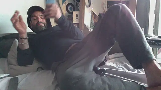 DJUX online show from 12/16/24, 07:37
