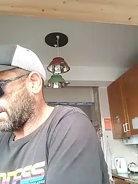 DJUX online show from 01/05/25, 03:34