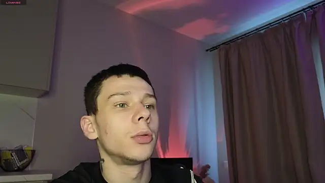 R1mmo   online show from 10/27/25, 08:40