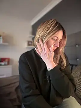 blondebitch2 online show from 01/29/25, 03:04