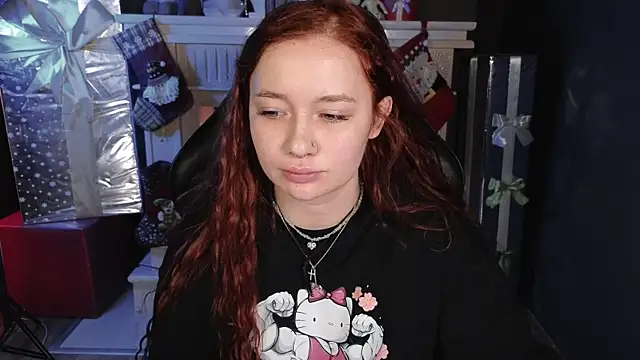 Snapshot of carolina_elf chatting on 12/31/24, 05:33 carolina elf online show from 12/31/24, 05:33