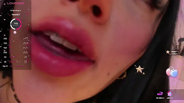 Snapshot of ViolettaHotLatin_ chatting on 02/27/25, 05:47 ViolettaHotLatin online show from 02/27/25, 05:47