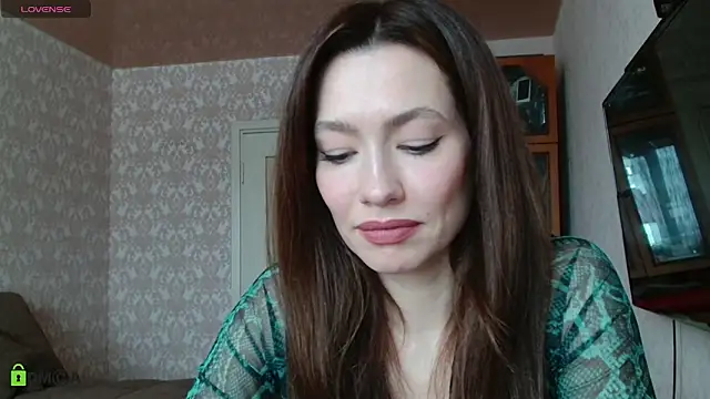 Snapshot of alicia_spicy chatting on 03/15/25, 04:13 alicia spicy online show from 03/15/25, 04:13