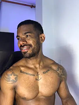 Snapshot of Ganiimedes chatting on 10/07/25, 07:22 Ganiimedes online show from 10/07/25, 07:22