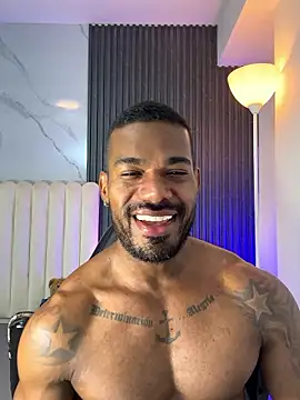 Snapshot of Ganiimedes chatting on 10/08/25, 08:06 Ganiimedes online show from 10/08/25, 08:06