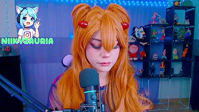  niiky online show from 11/12/25, 11:10