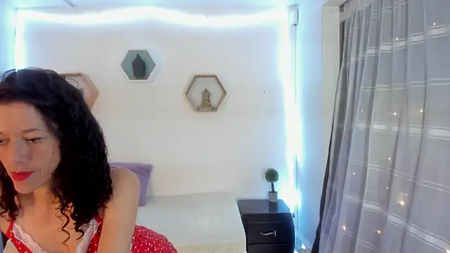 Snapshot of Paloma_victory chatting on 12/03/24, 08:28 Paloma victory online show from 12/03/24, 08:28