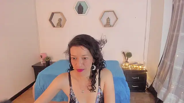 Snapshot of Paloma_victory chatting on 01/09/25, 08:11 Paloma victory online show from 01/09/25, 08:11