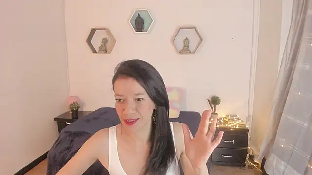 Snapshot of Paloma_victory chatting on 01/15/25, 08:58 Paloma victory online show from 01/15/25, 08:58