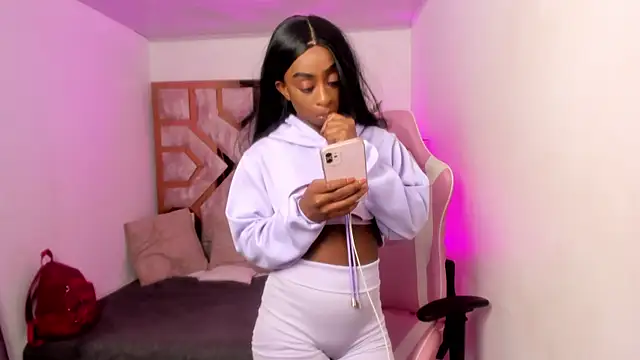 Snapshot of Anny_osorio chatting on 02/19/25, 07:16 Anny osorio online show from 02/19/25, 07:16