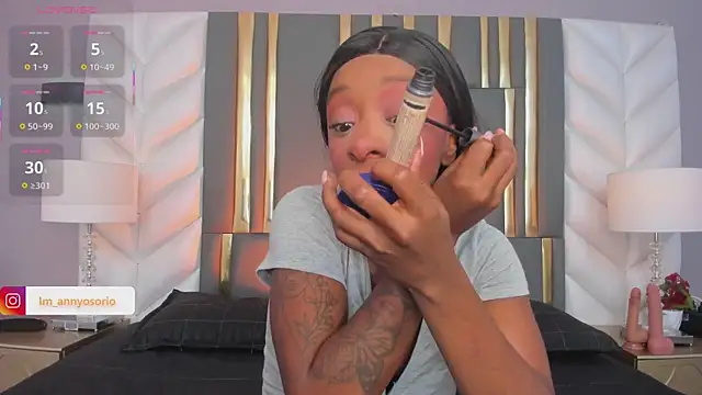 Snapshot of Anny_osorio chatting on 11/19/25, 07:47 Anny osorio online show from 11/19/25, 07:47