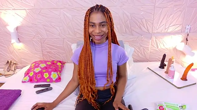 Snapshot of Amarantha_love69 chatting on 11/03/25, 01:56 Amarantha love69 online show from 11/03/25, 01:56